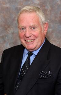 Cllr Budge Wells urged Central Bedfordshire residents to support the long-term waste procurement